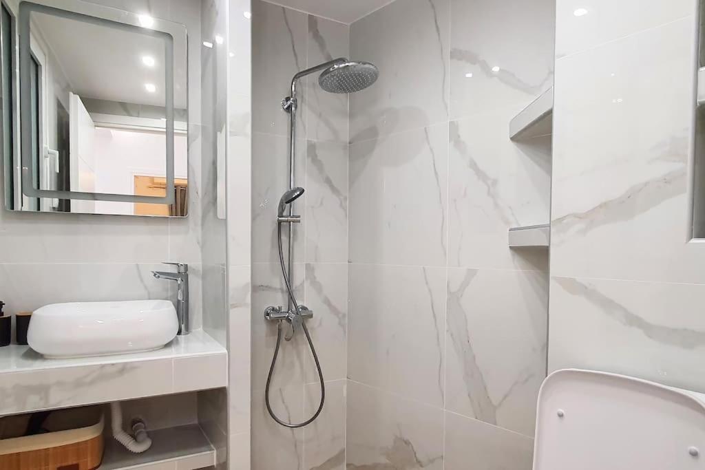 Acropolis Thisio Apartment 2 Bedrooms 2 Bathrooms Athens Luaran gambar