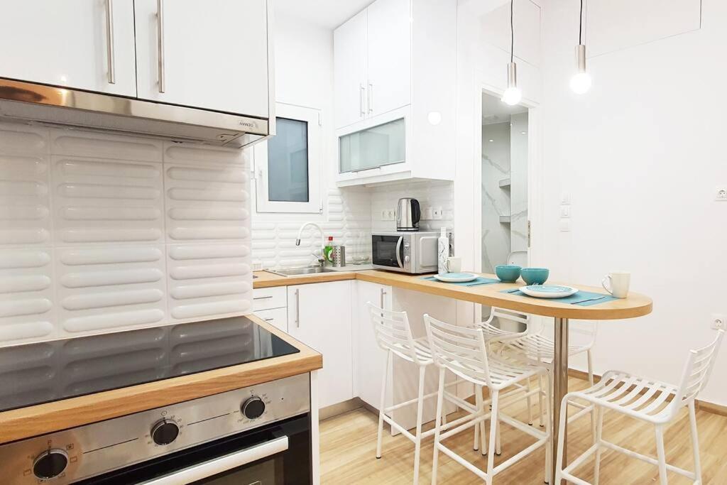 Acropolis Thisio Apartment 2 Bedrooms 2 Bathrooms Athens Luaran gambar