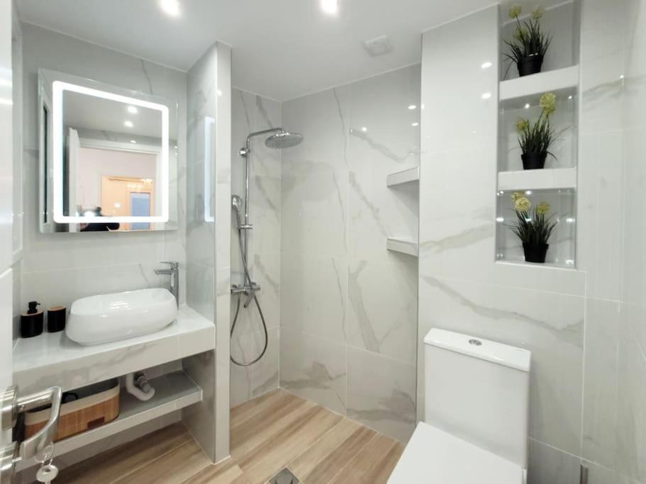 Acropolis Thisio Apartment 2 Bedrooms 2 Bathrooms Athens Luaran gambar