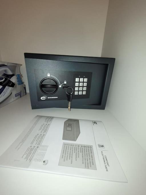 Acropolis Thisio Apartment 2 Bedrooms 2 Bathrooms Athens Luaran gambar